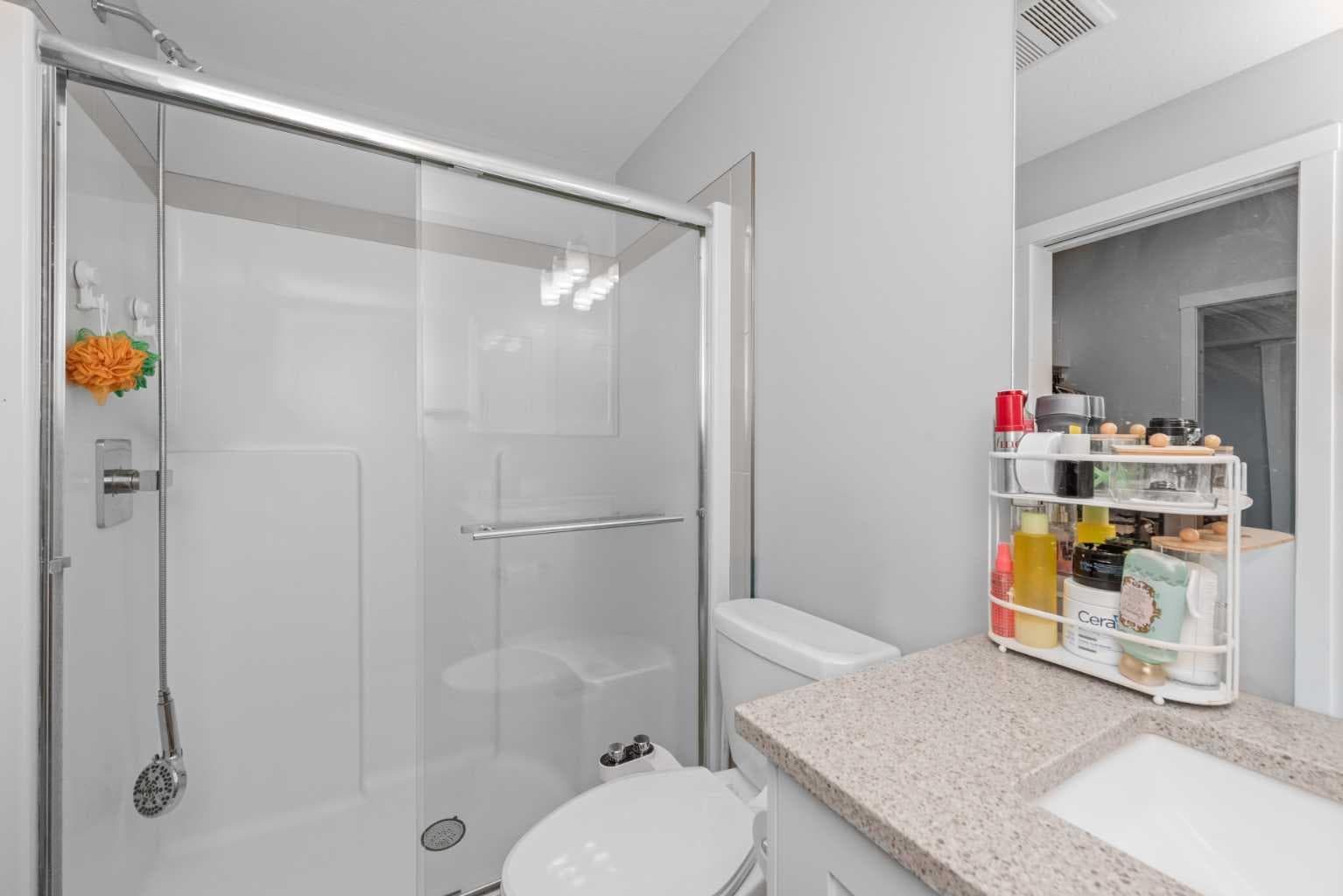 105, 150 Shawnee Square SW
