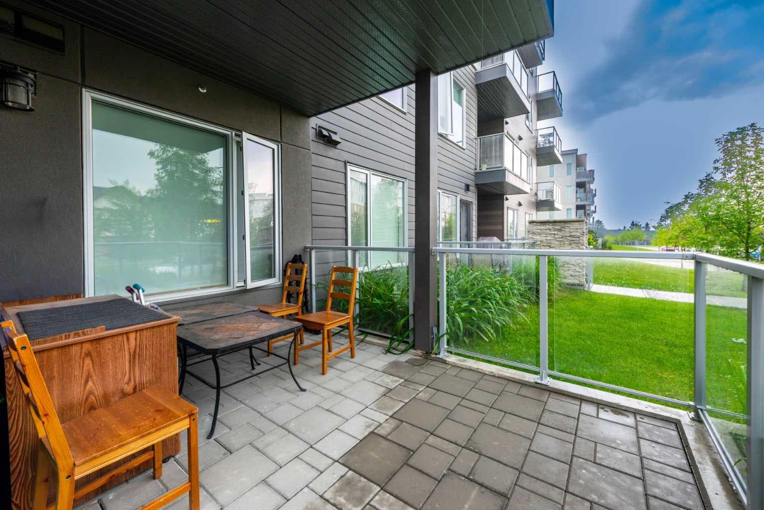 105, 150 Shawnee Square SW