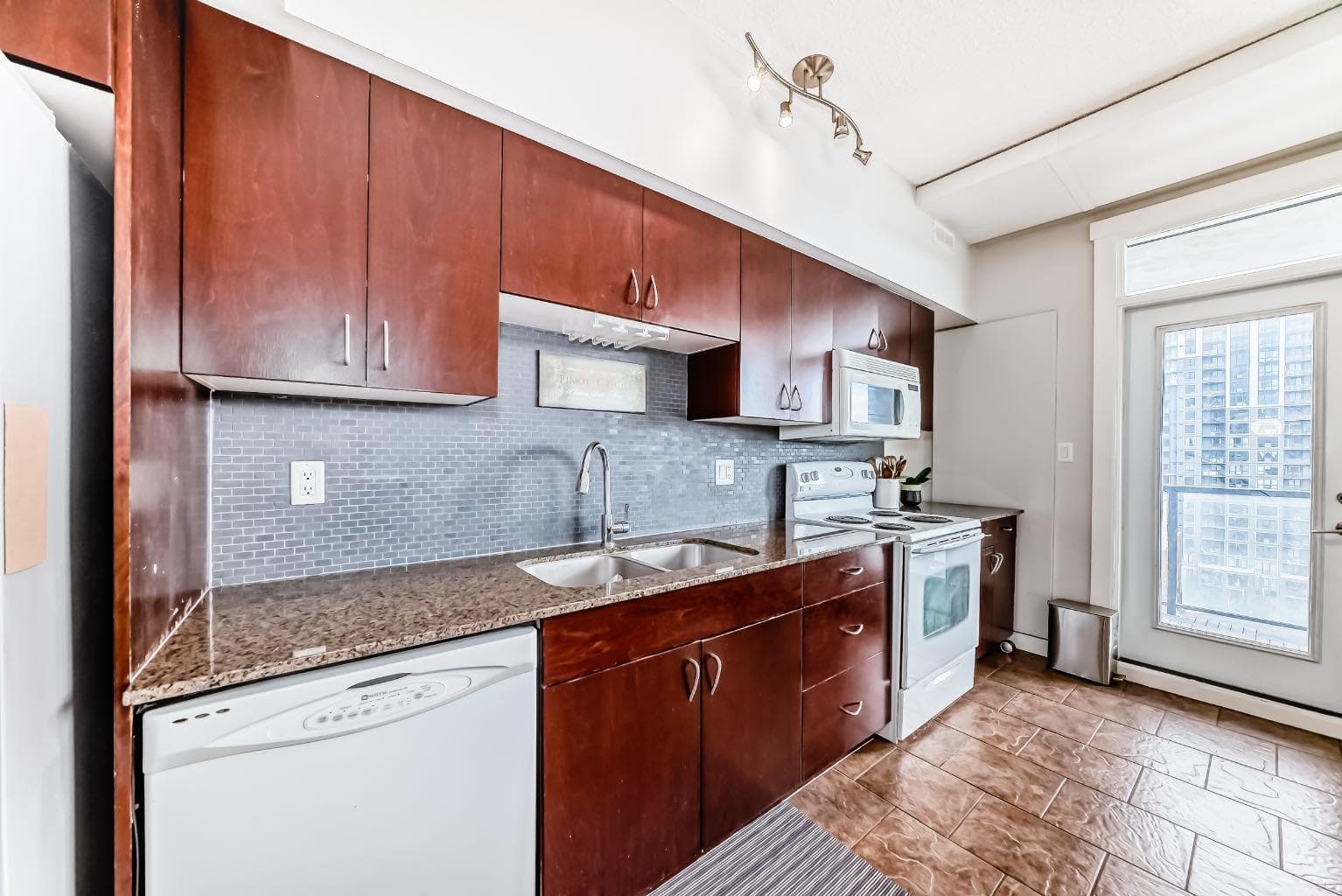 1116, 8710 Horton Road SW