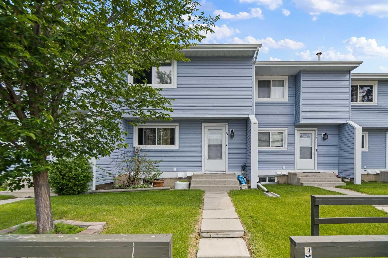 3, 195 Manora Place NE