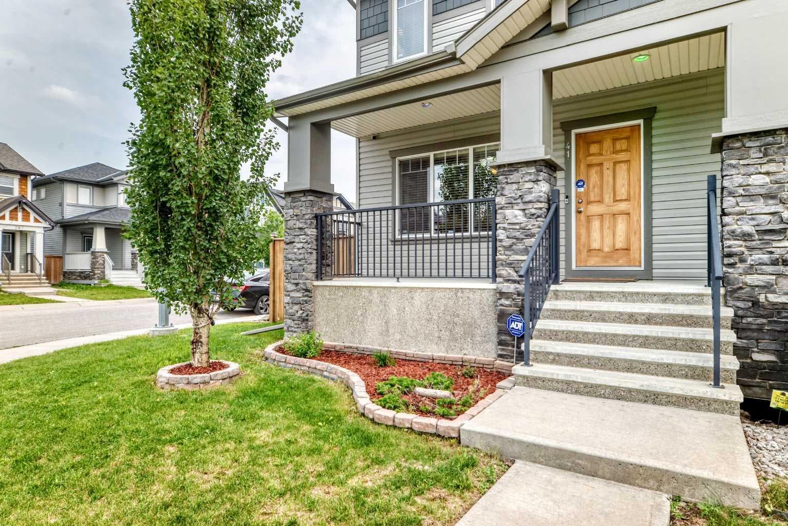41 Skyview Ranch Manor NE