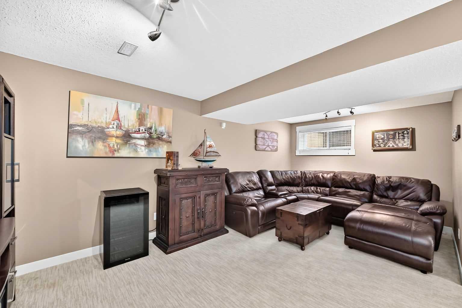 41 Skyview Ranch Manor NE