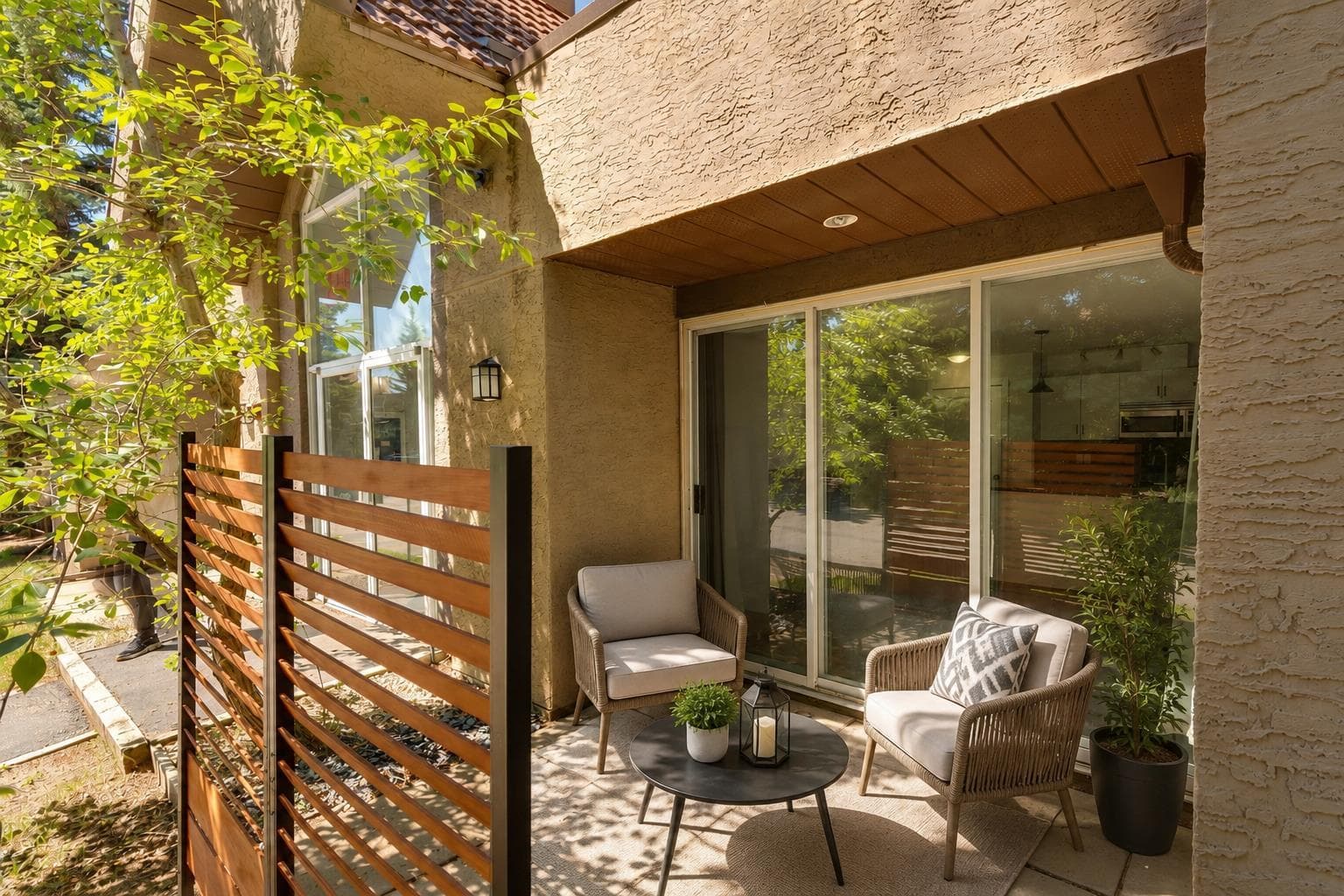2, 219 Village Terrace SW