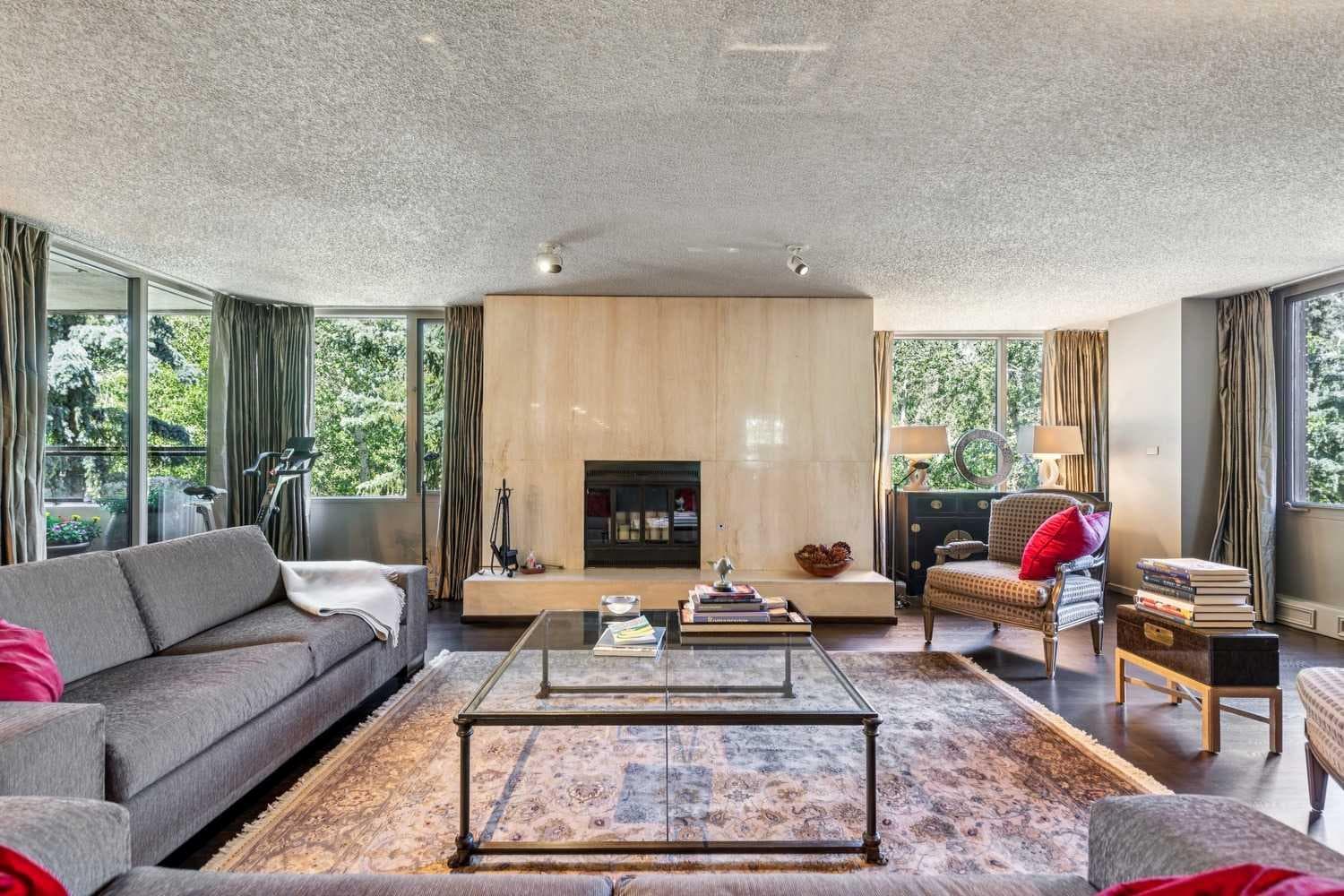 301H, 500 Eau Claire Avenue SW