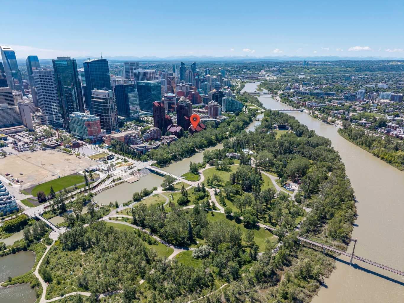 301H, 500 Eau Claire Avenue SW