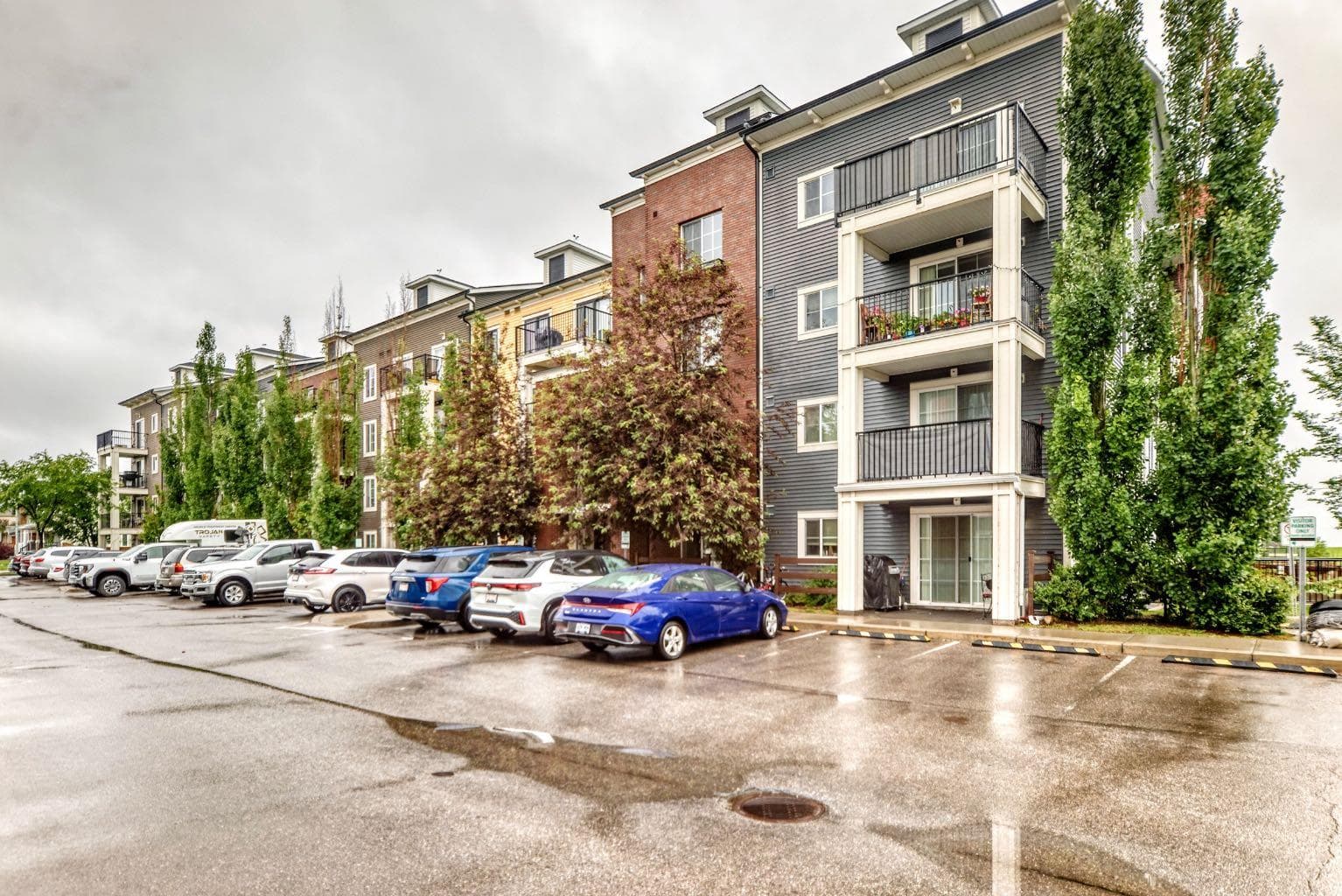 4310, 755 Copperpond Boulevard SE