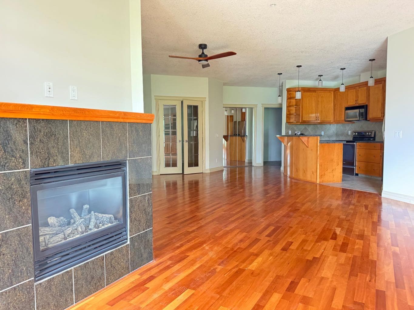1108, 24 Hemlock Crescent SW