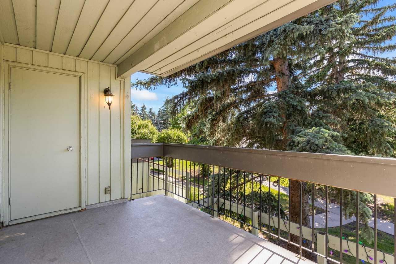123, 10120 Brookpark Boulevard SW