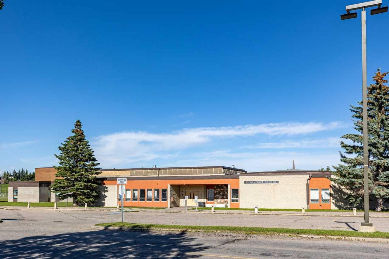 123, 10120 Brookpark Boulevard SW
