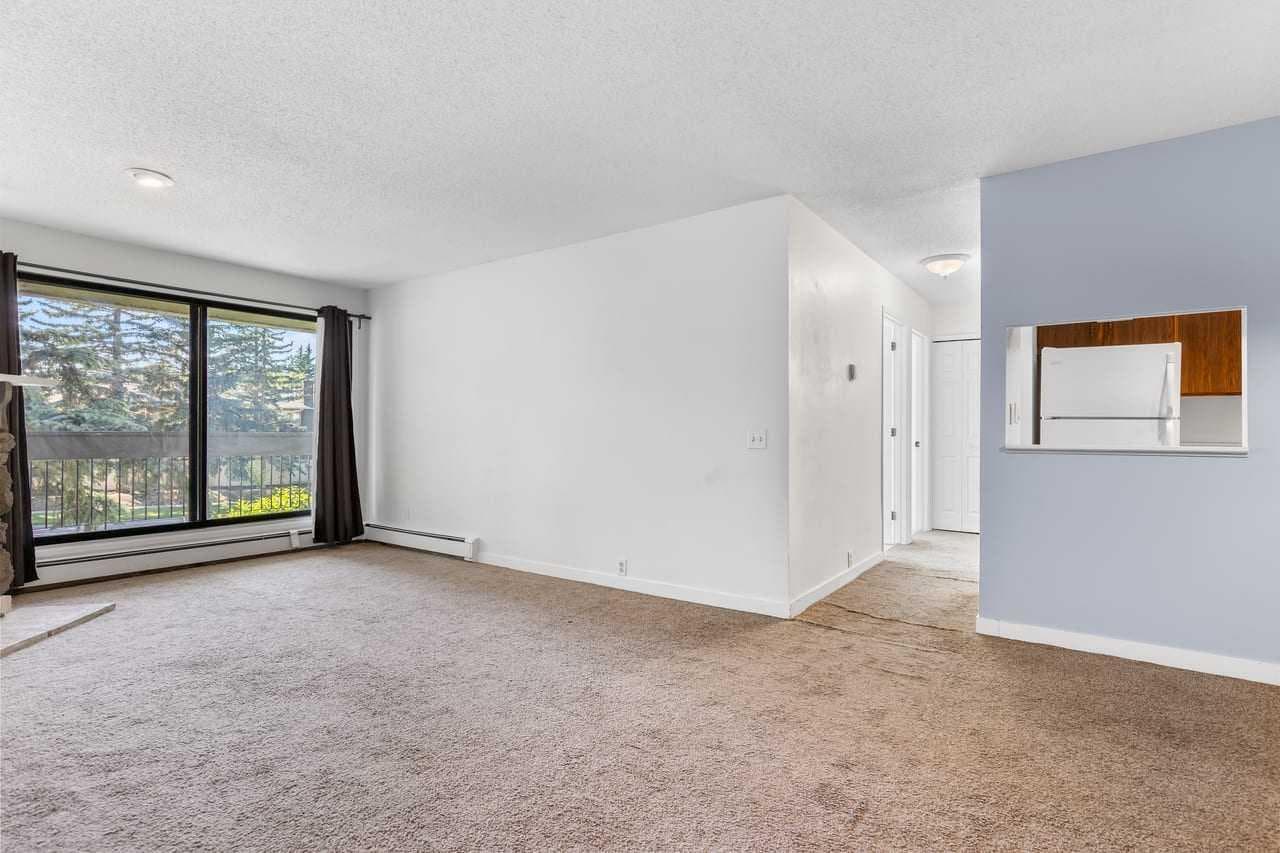 123, 10120 Brookpark Boulevard SW