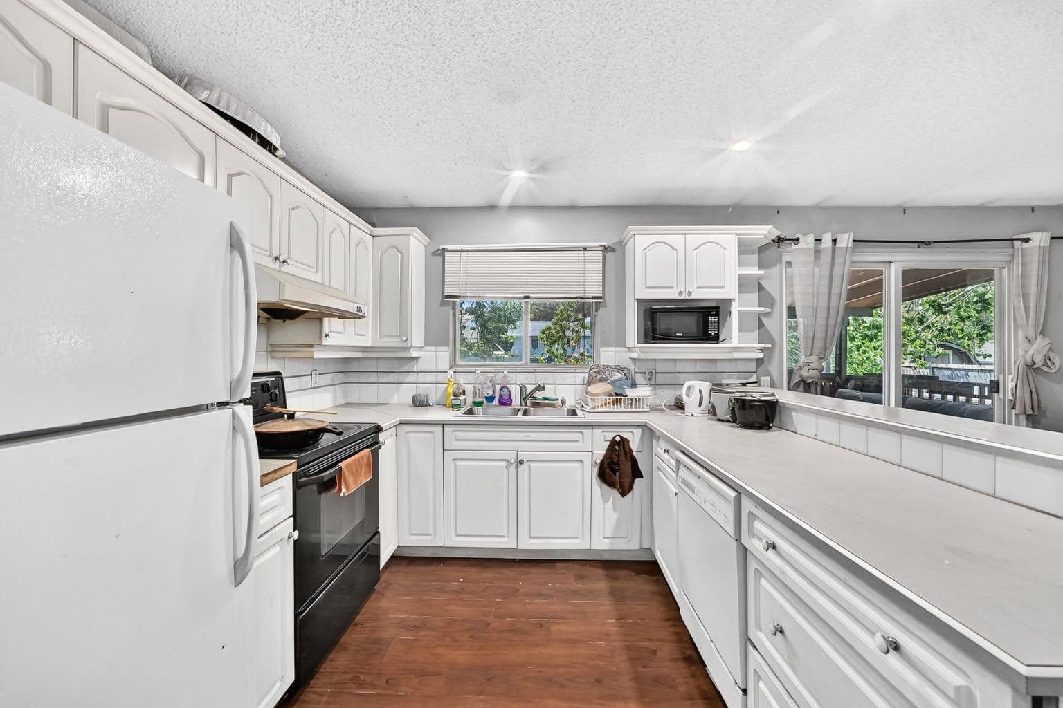 4940 Rundlewood Road NE