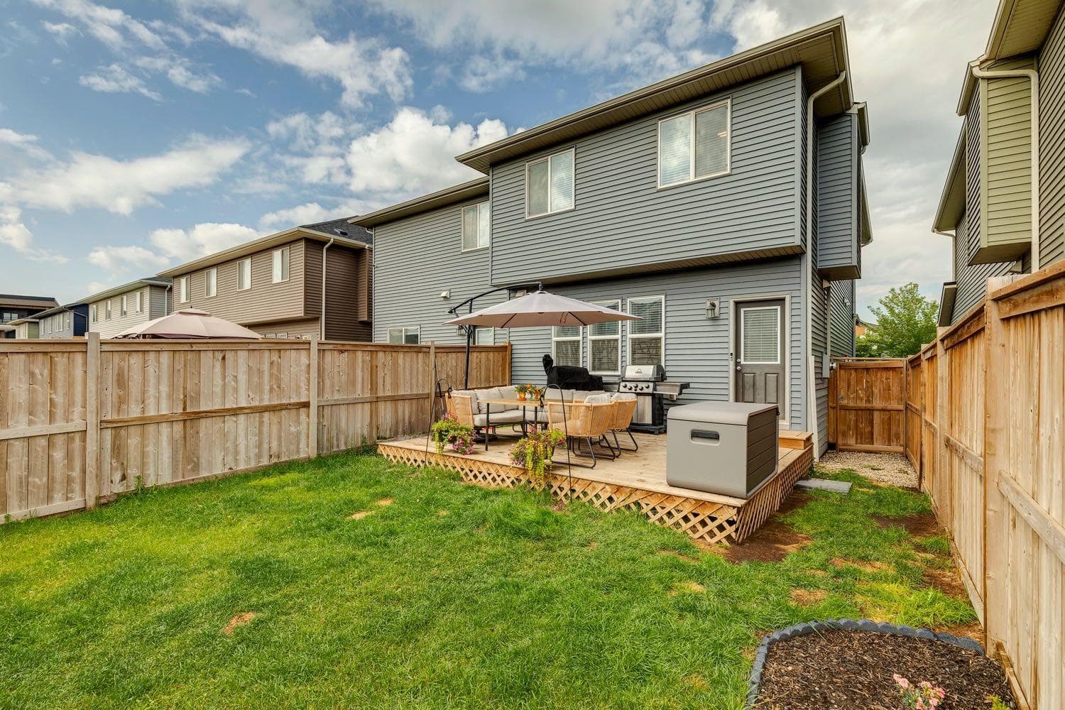 124 Wolf Willow Boulevard SE