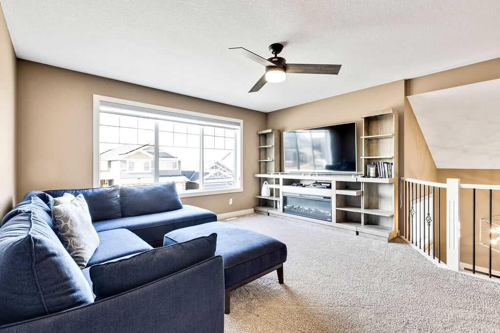 205 Aspenmere Way 