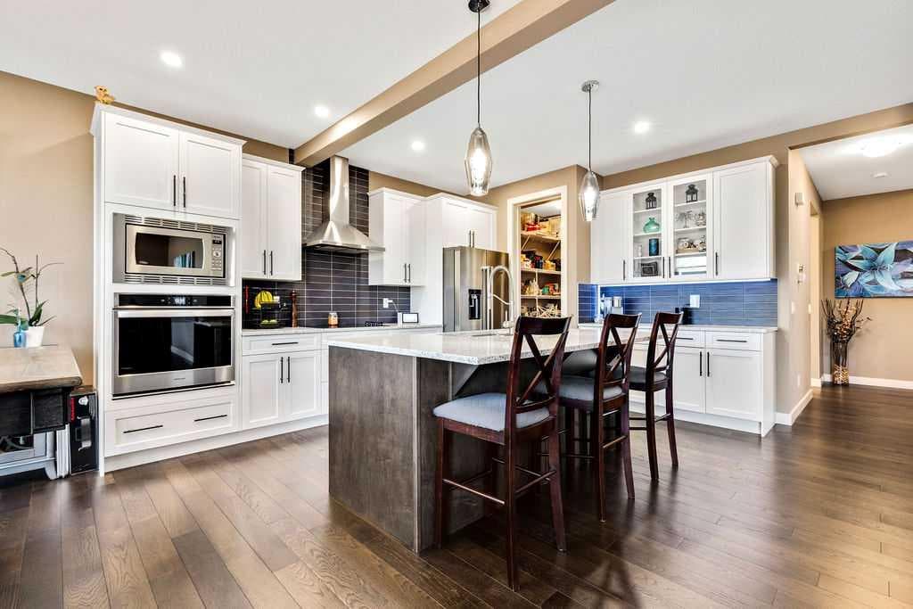 205 Aspenmere Way 