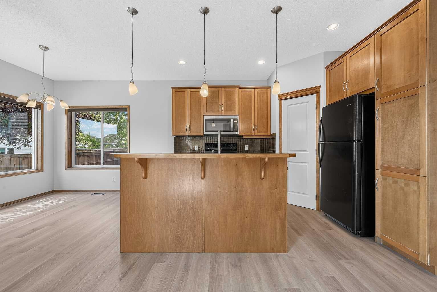 249 Elgin Manor SE