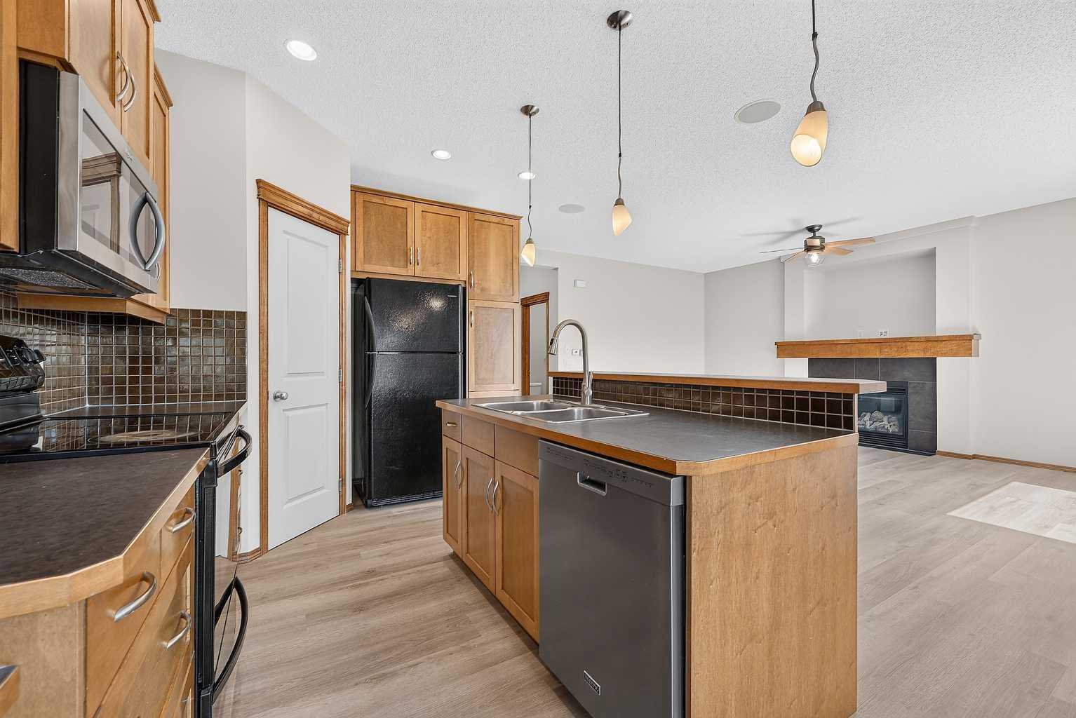 249 Elgin Manor SE