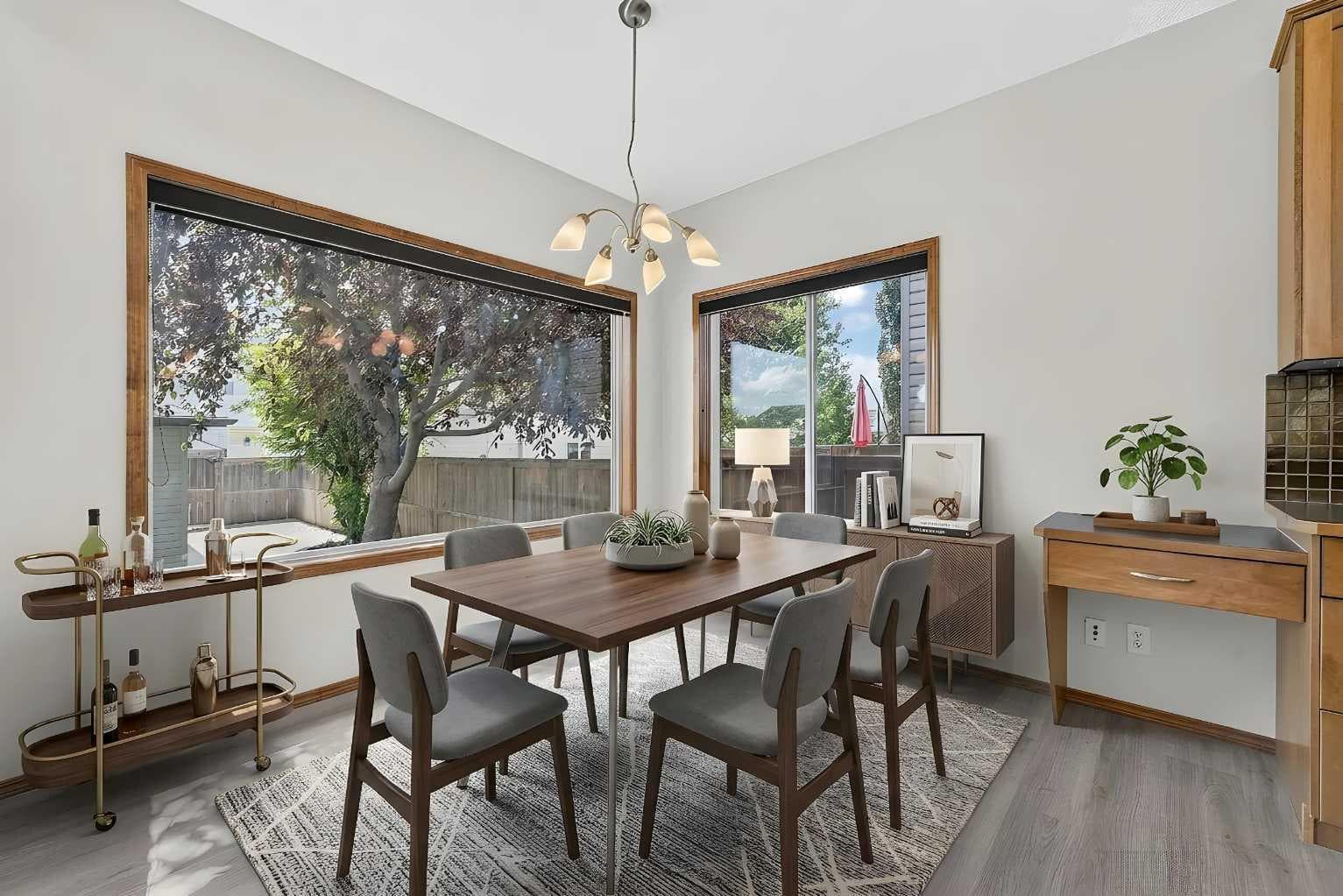 249 Elgin Manor SE