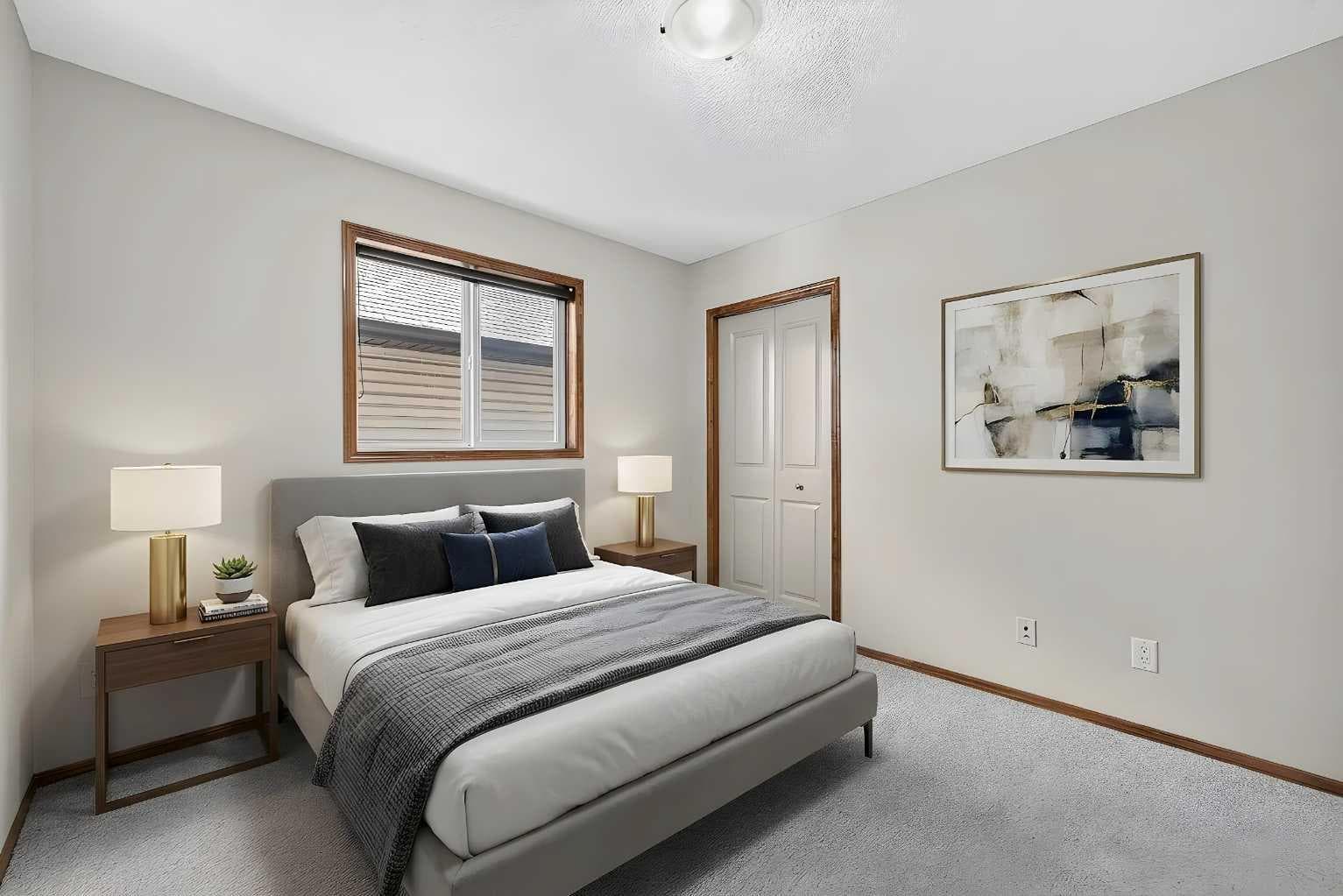 249 Elgin Manor SE