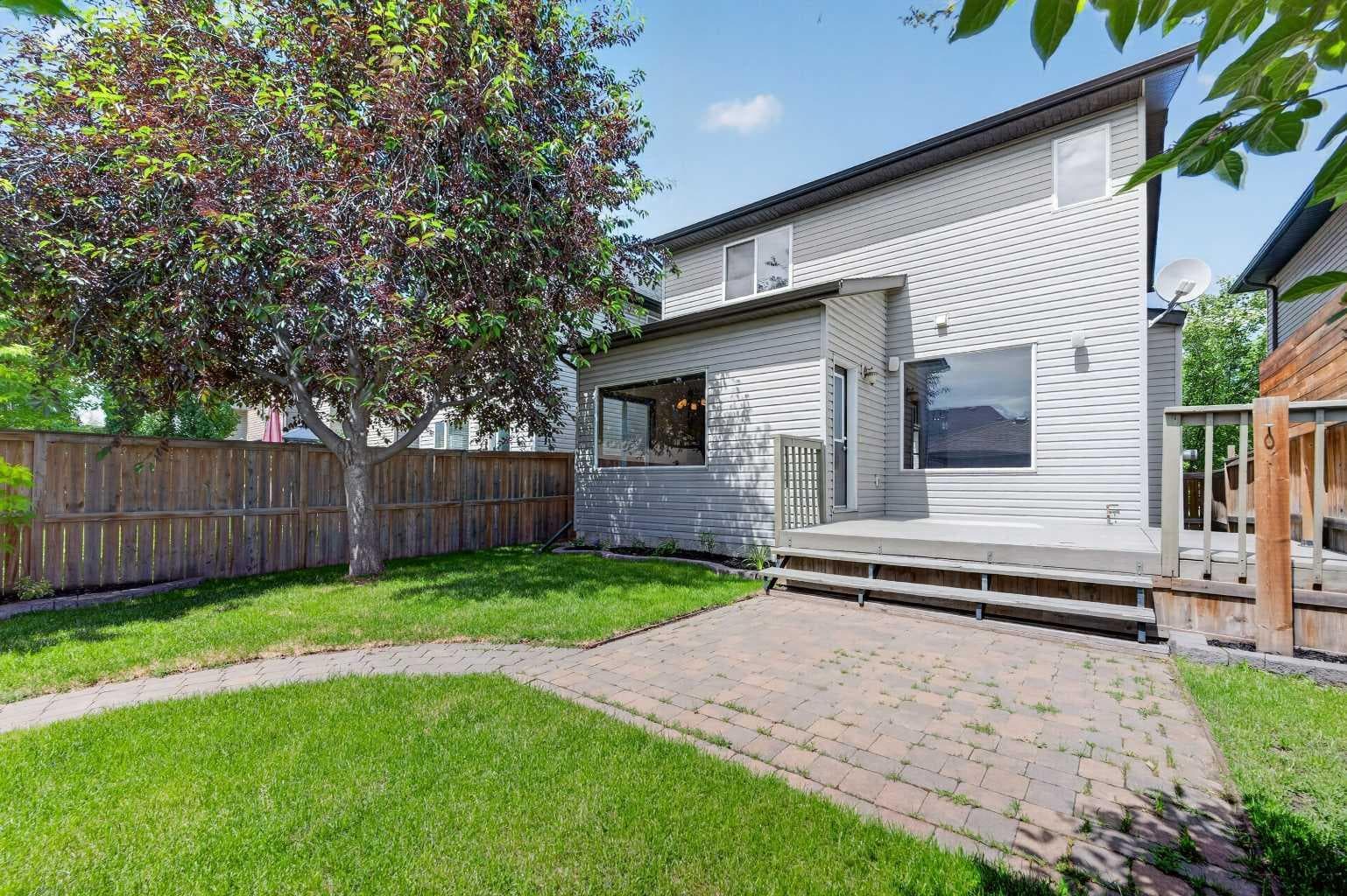 249 Elgin Manor SE