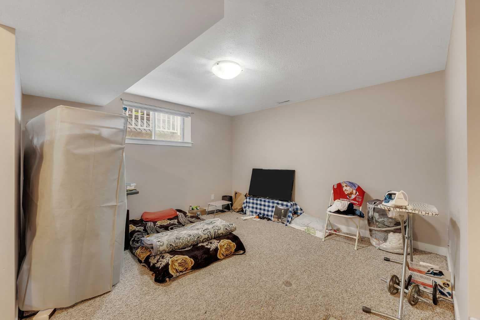 91 Saddlebrook Way NE