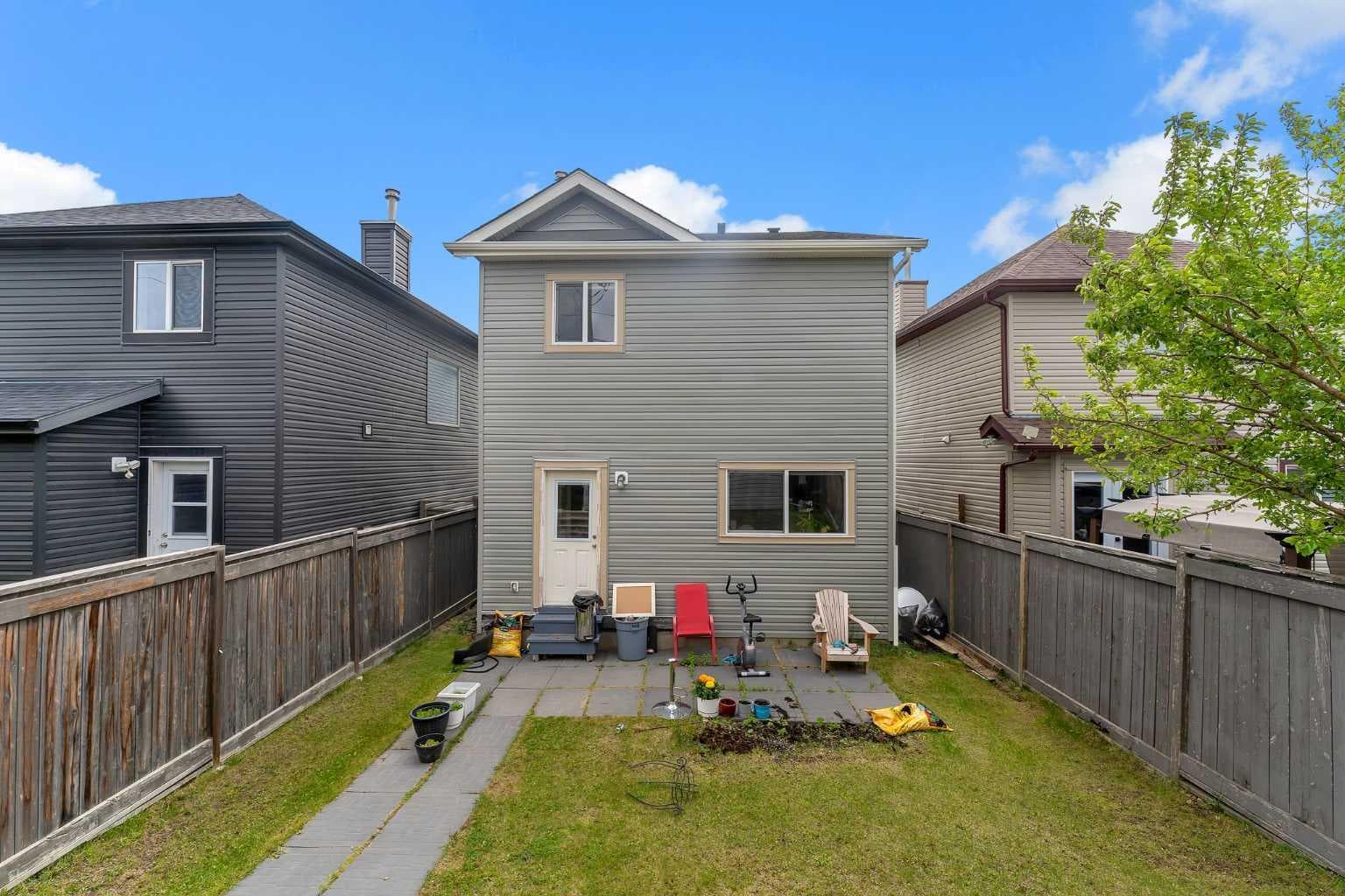 91 Saddlebrook Way NE