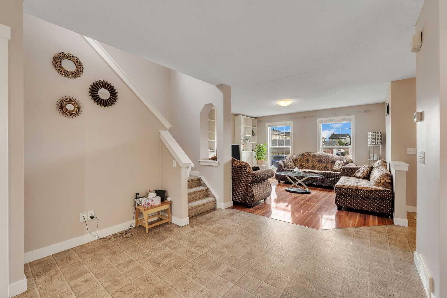 91 Saddlebrook Way NE