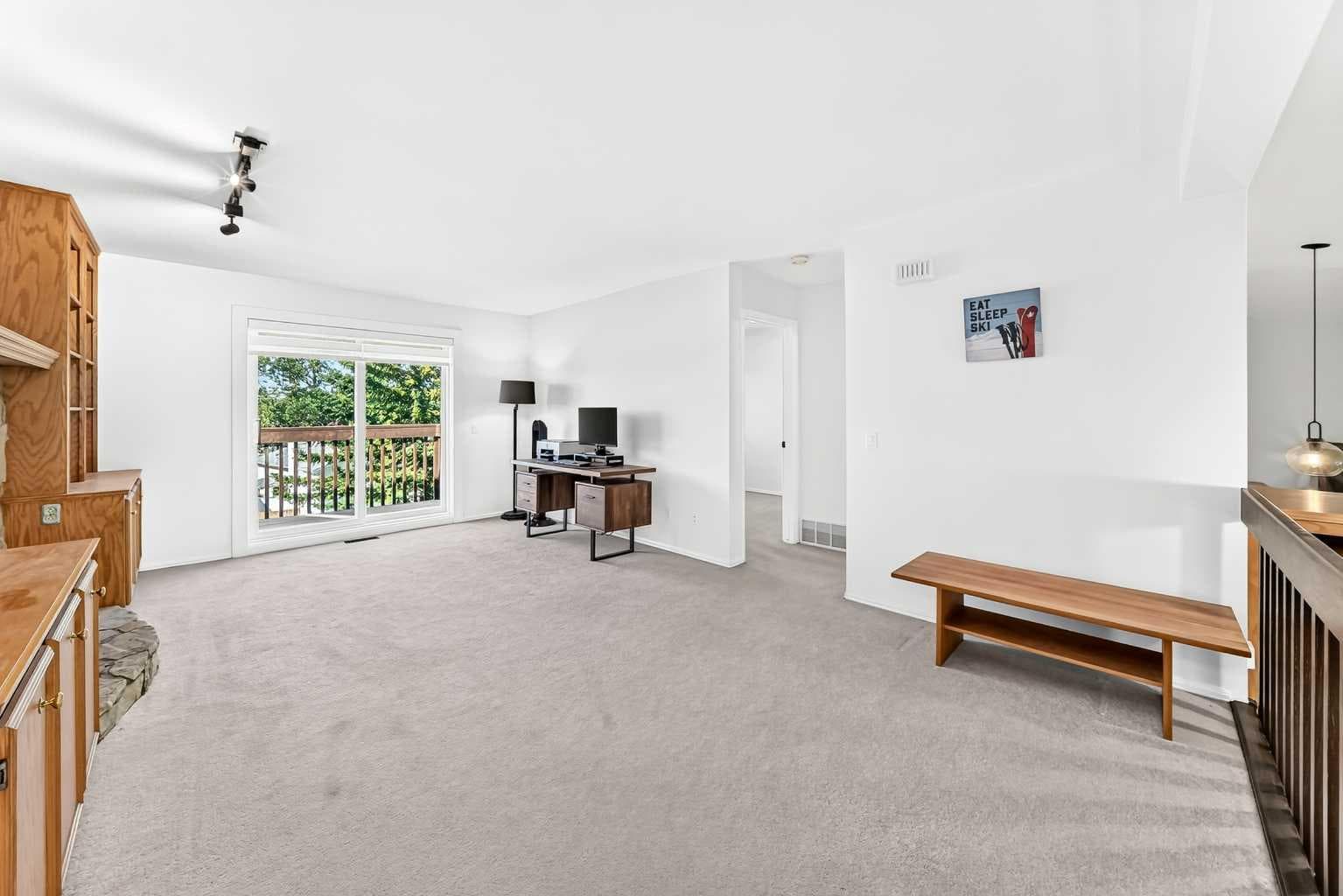 31 Ranchridge Way NW
