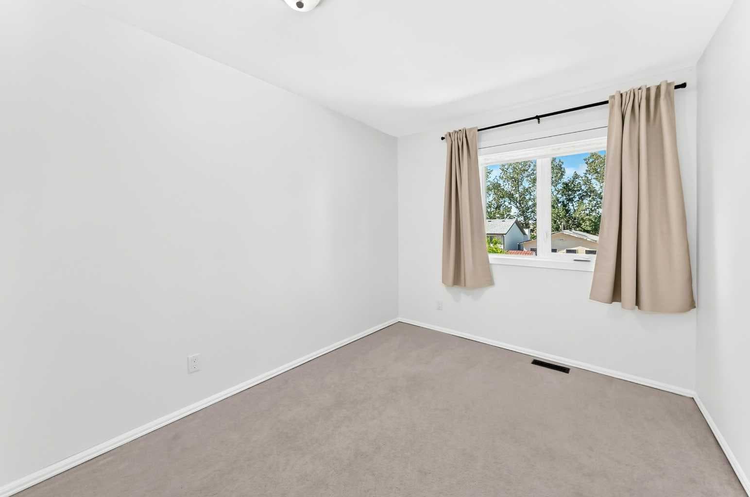 31 Ranchridge Way NW