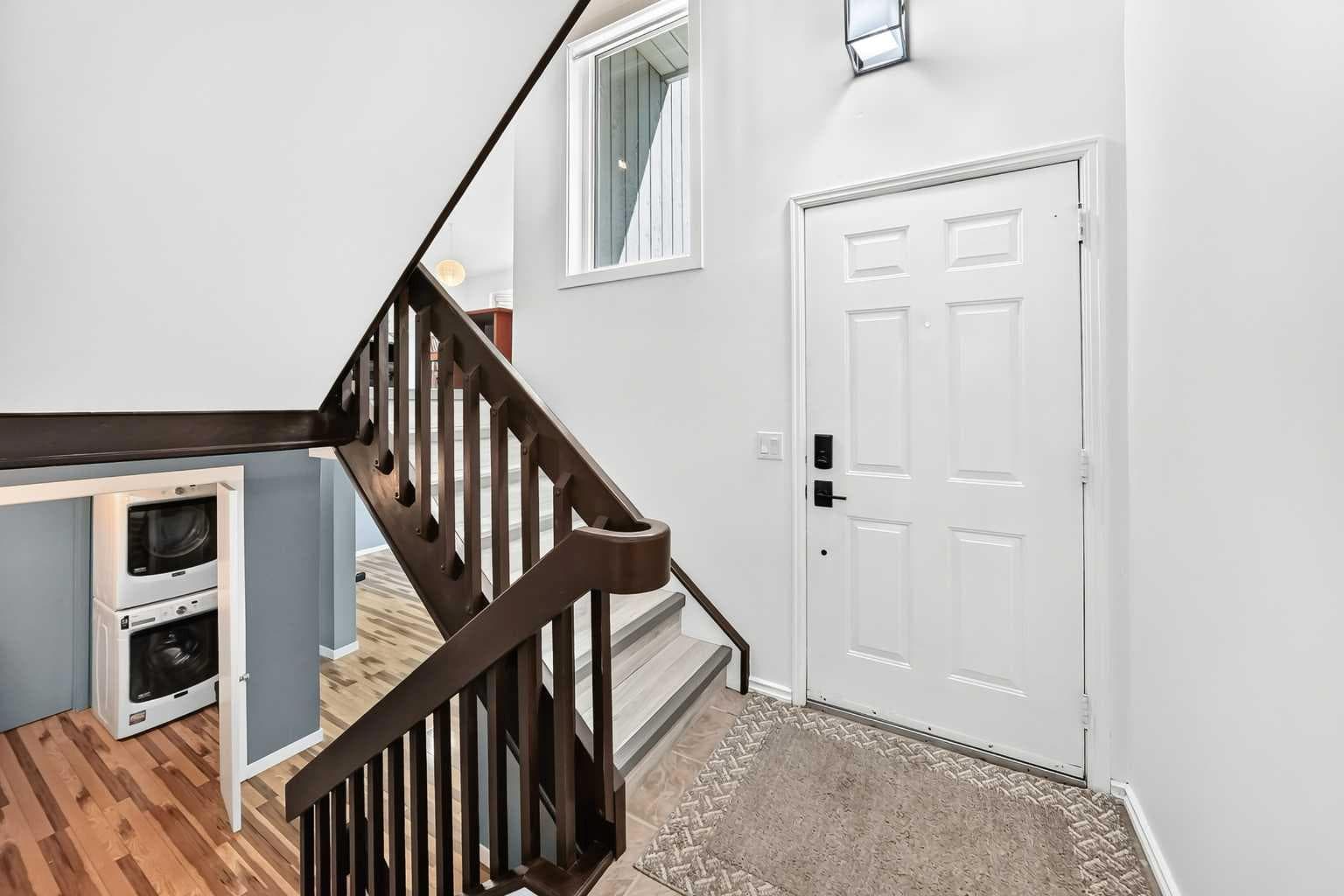 31 Ranchridge Way NW
