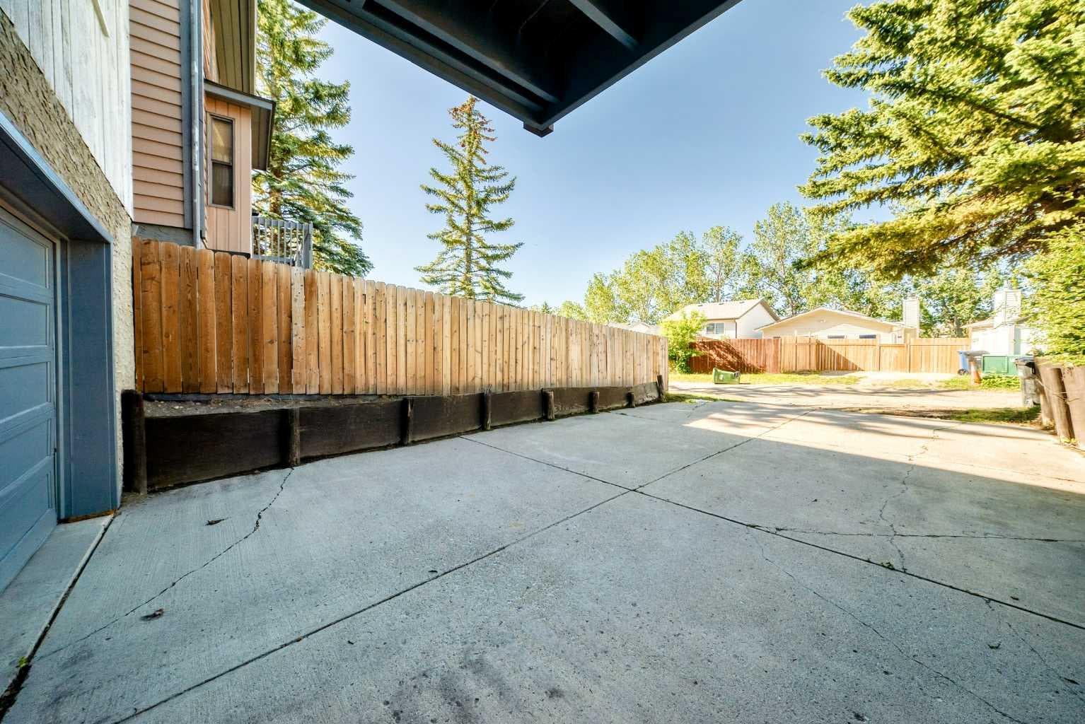 31 Ranchridge Way NW