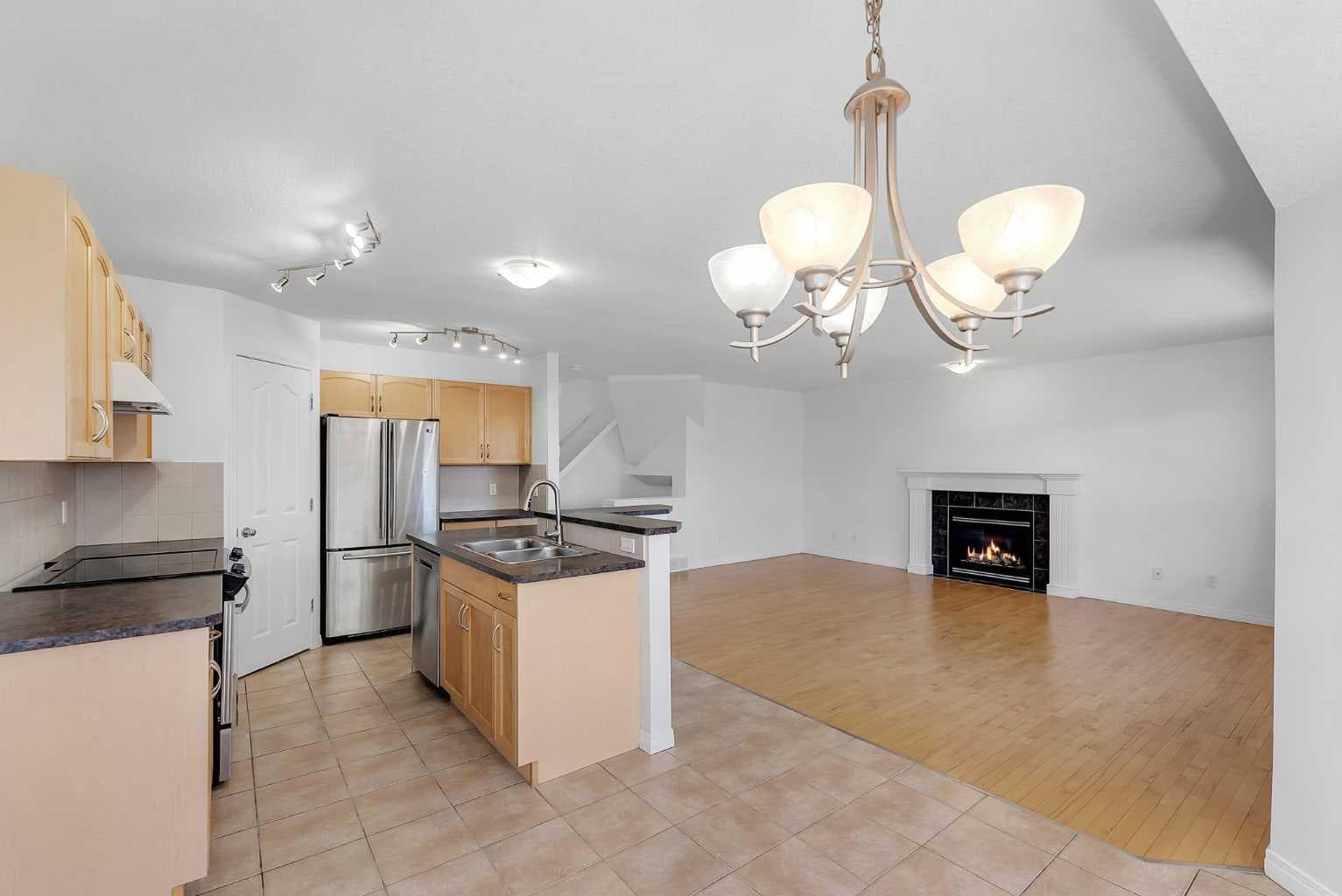 7 Saddlecrest Terrace NE