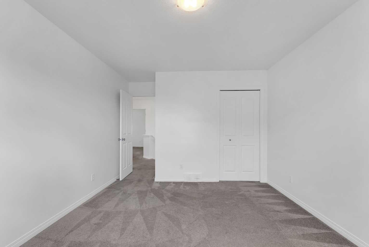 7 Saddlecrest Terrace NE