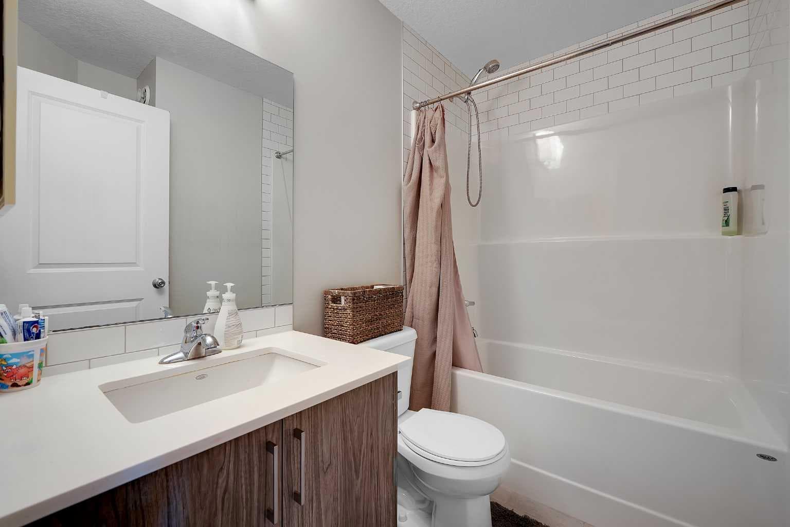 42 MIDTOWN Boulevard SW
