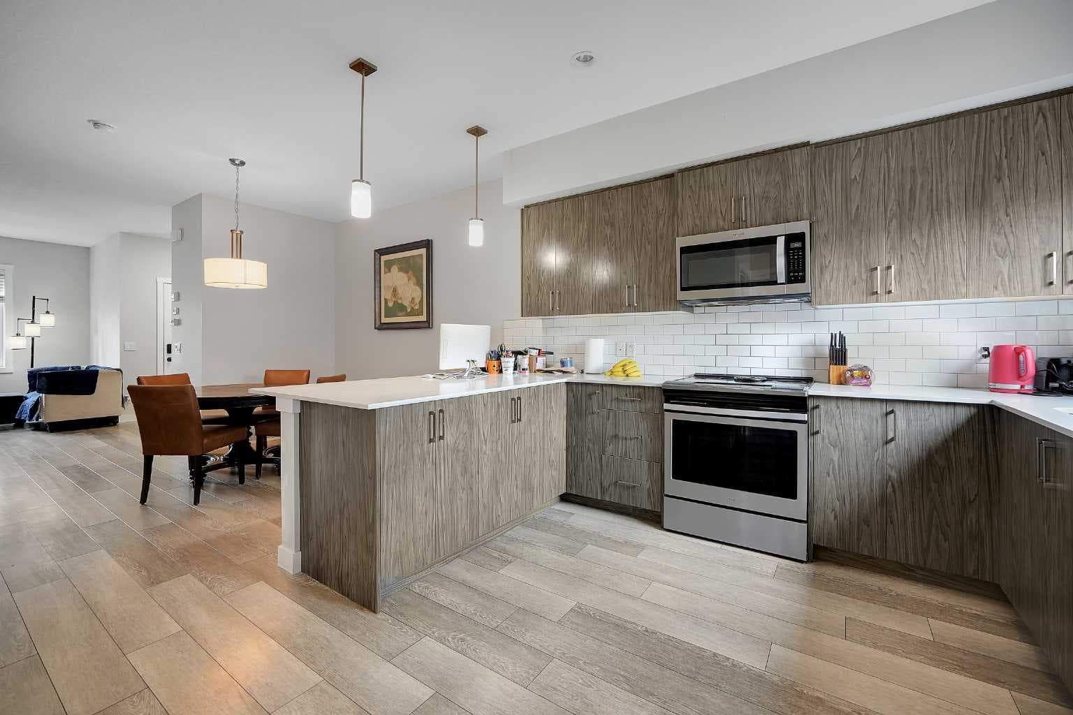 42 MIDTOWN Boulevard SW