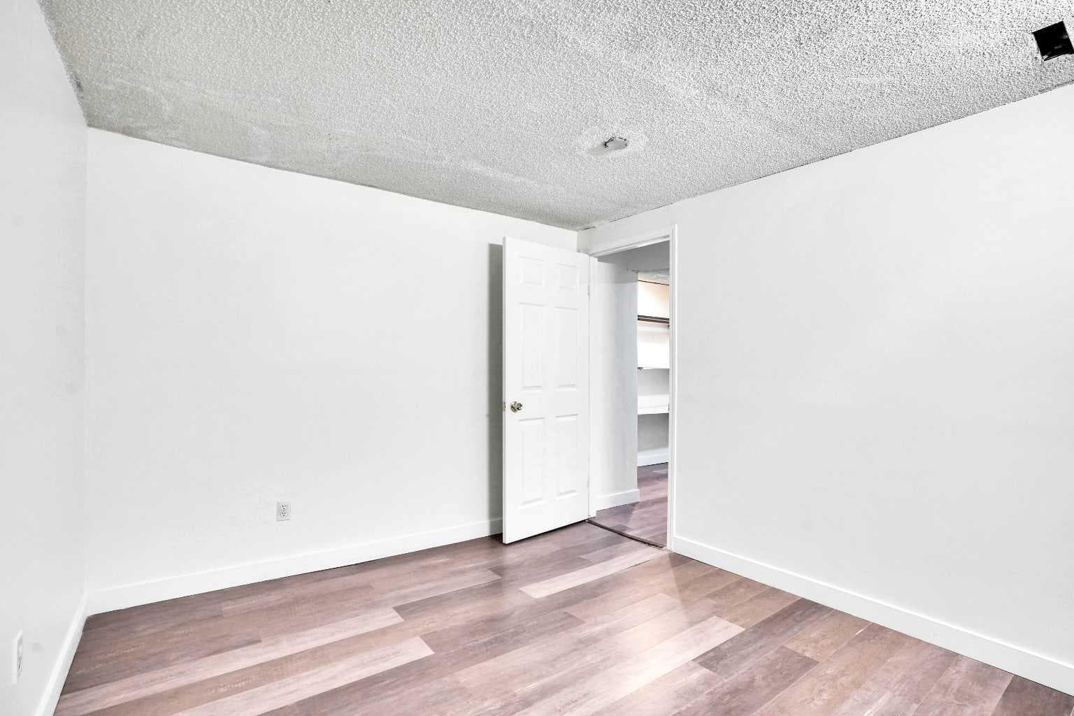 26 Falmead Bay NE