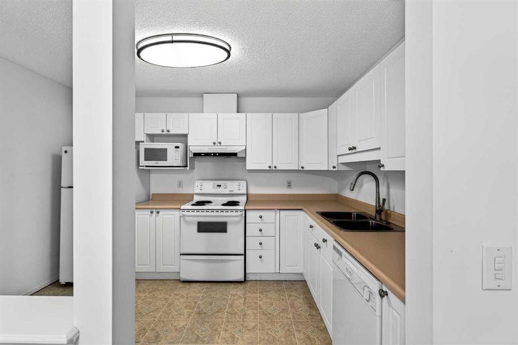 3205 Sienna Park Green SW