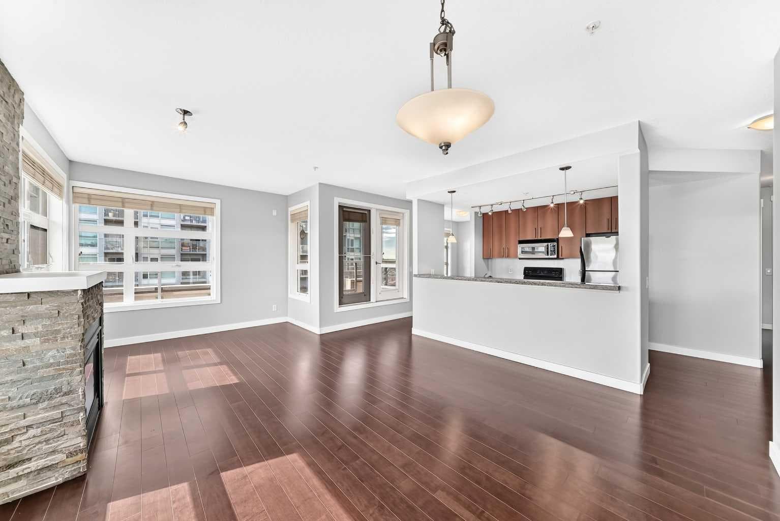 402, 1010 Centre Avenue NE