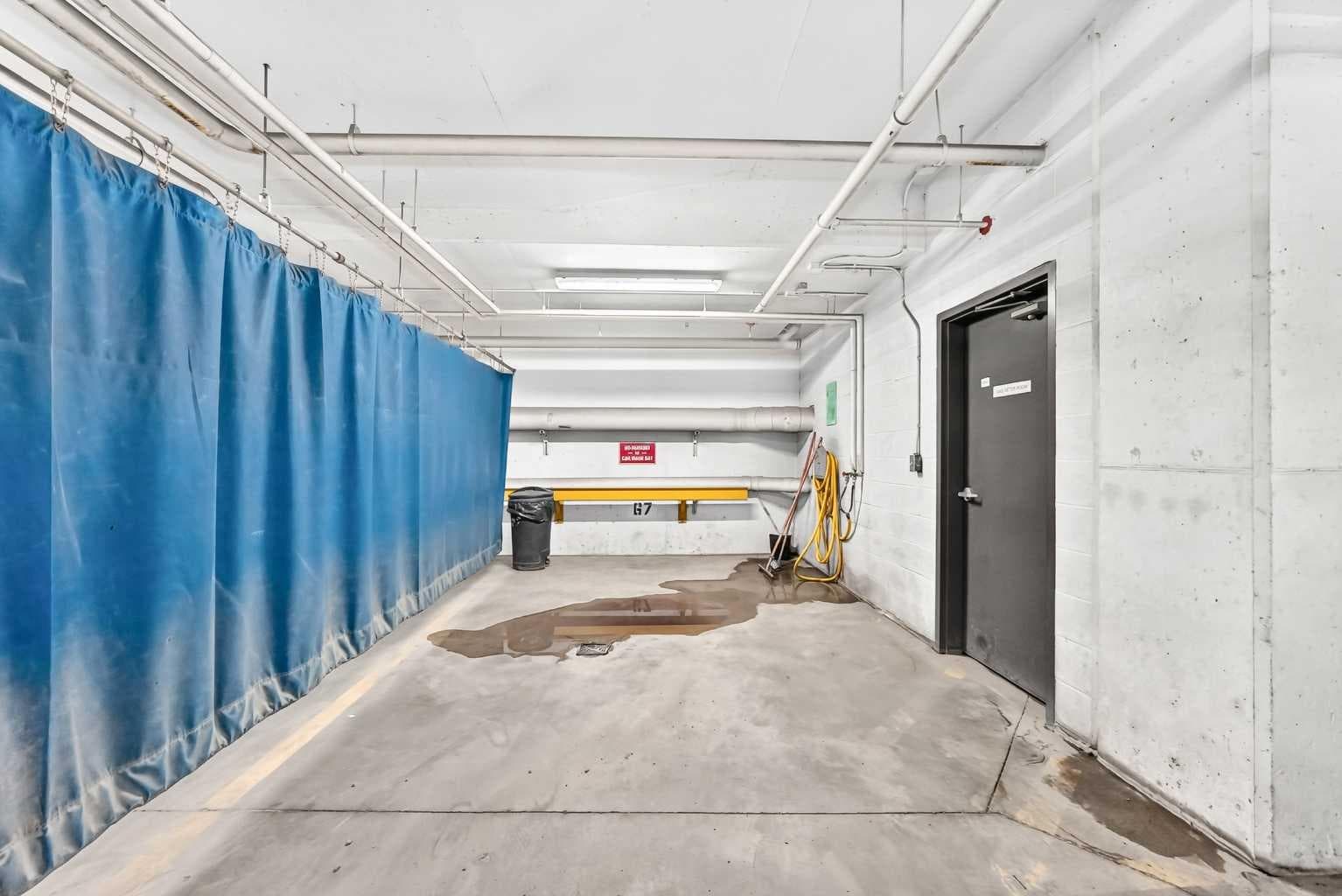 402, 1010 Centre Avenue NE