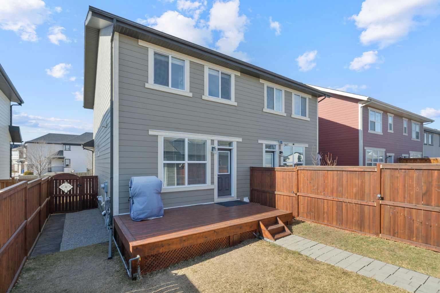 849 Mahogany Boulevard SE