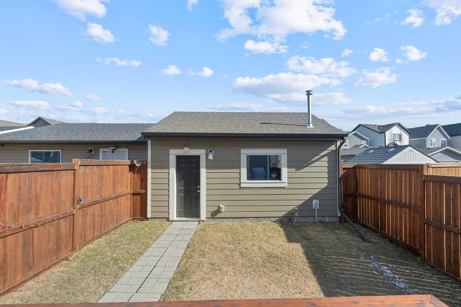 849 Mahogany Boulevard SE