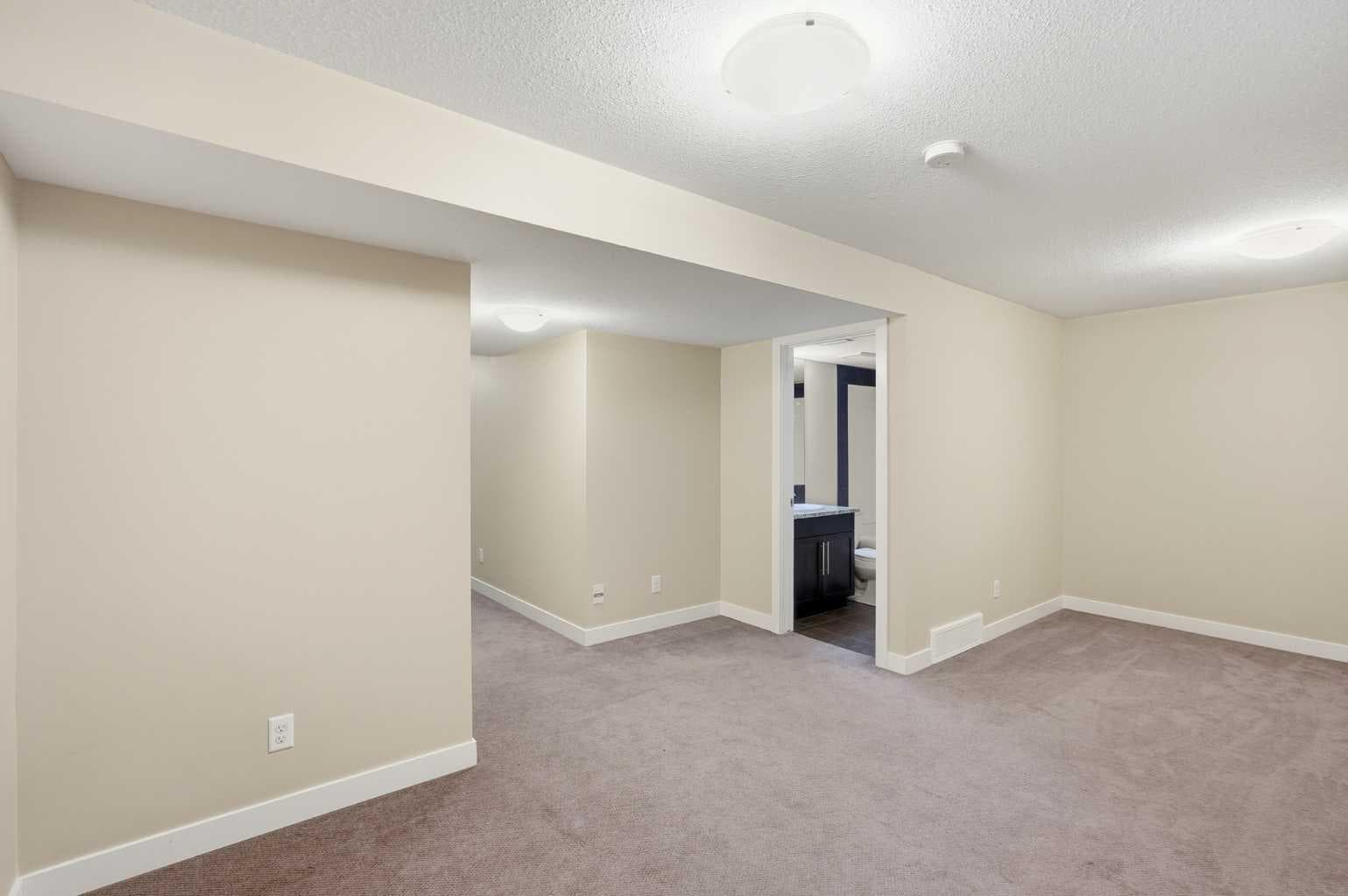 431 quarry Villas SE
