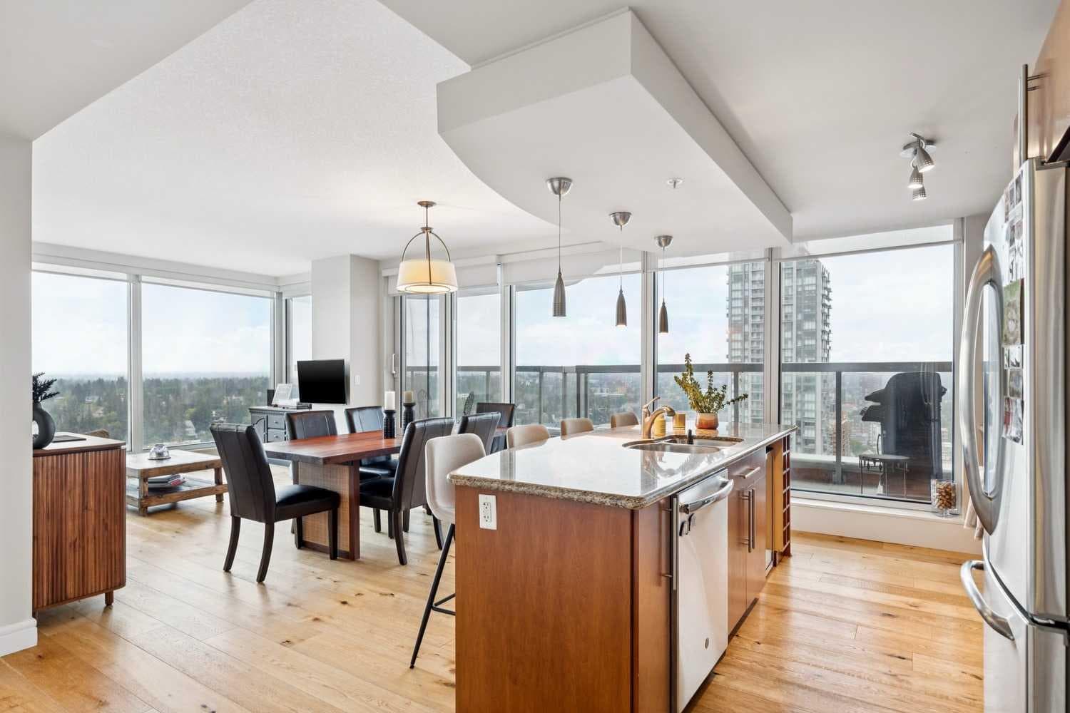 2203, 817 15 Avenue SW