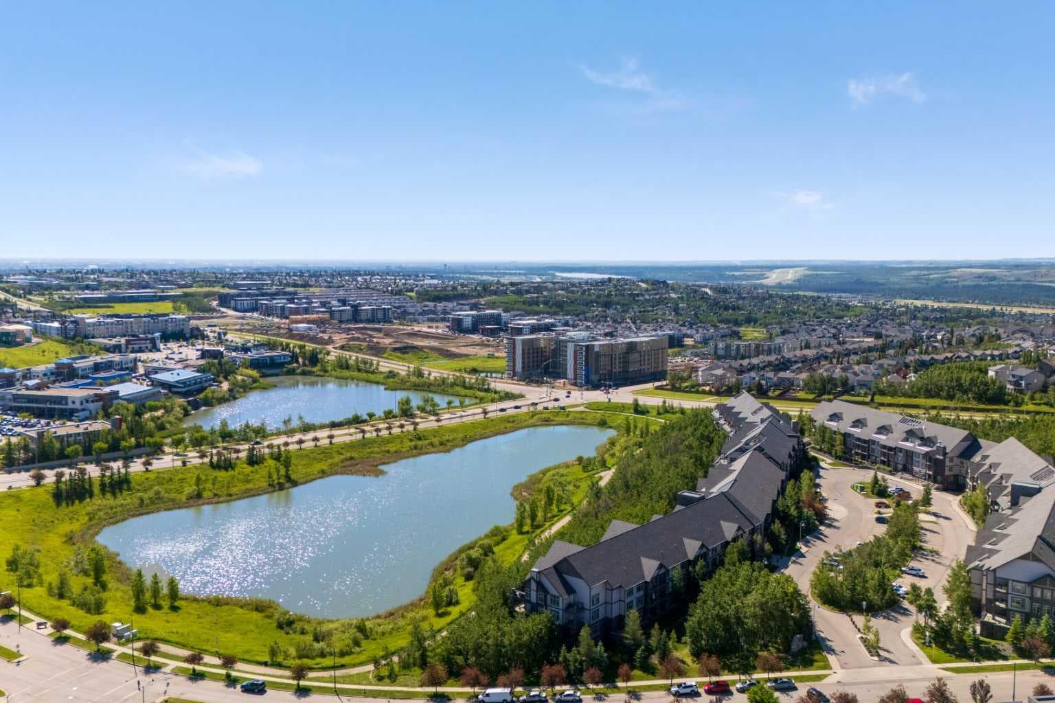 103, 25 Aspenmont Heights SW
