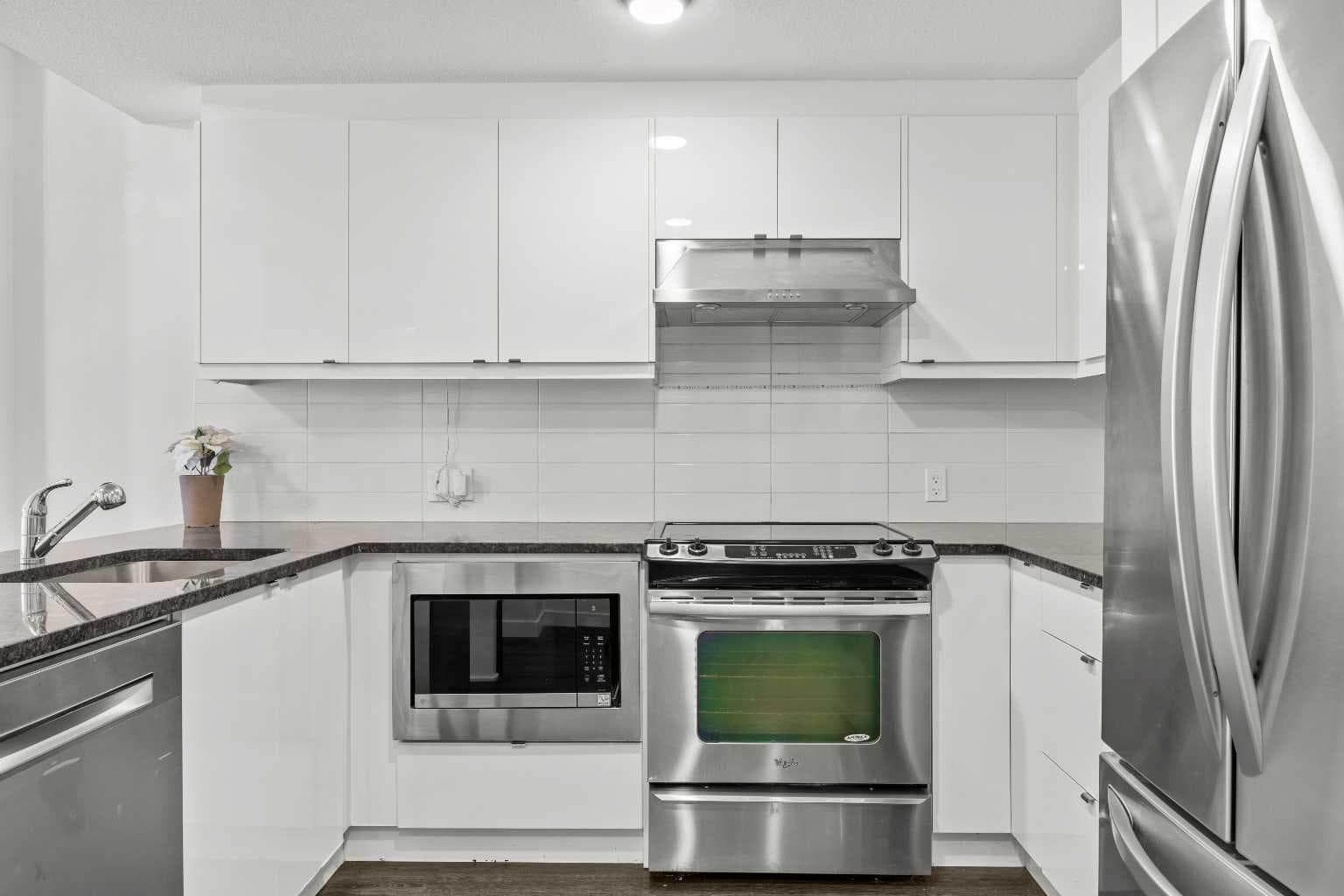 103, 25 Aspenmont Heights SW