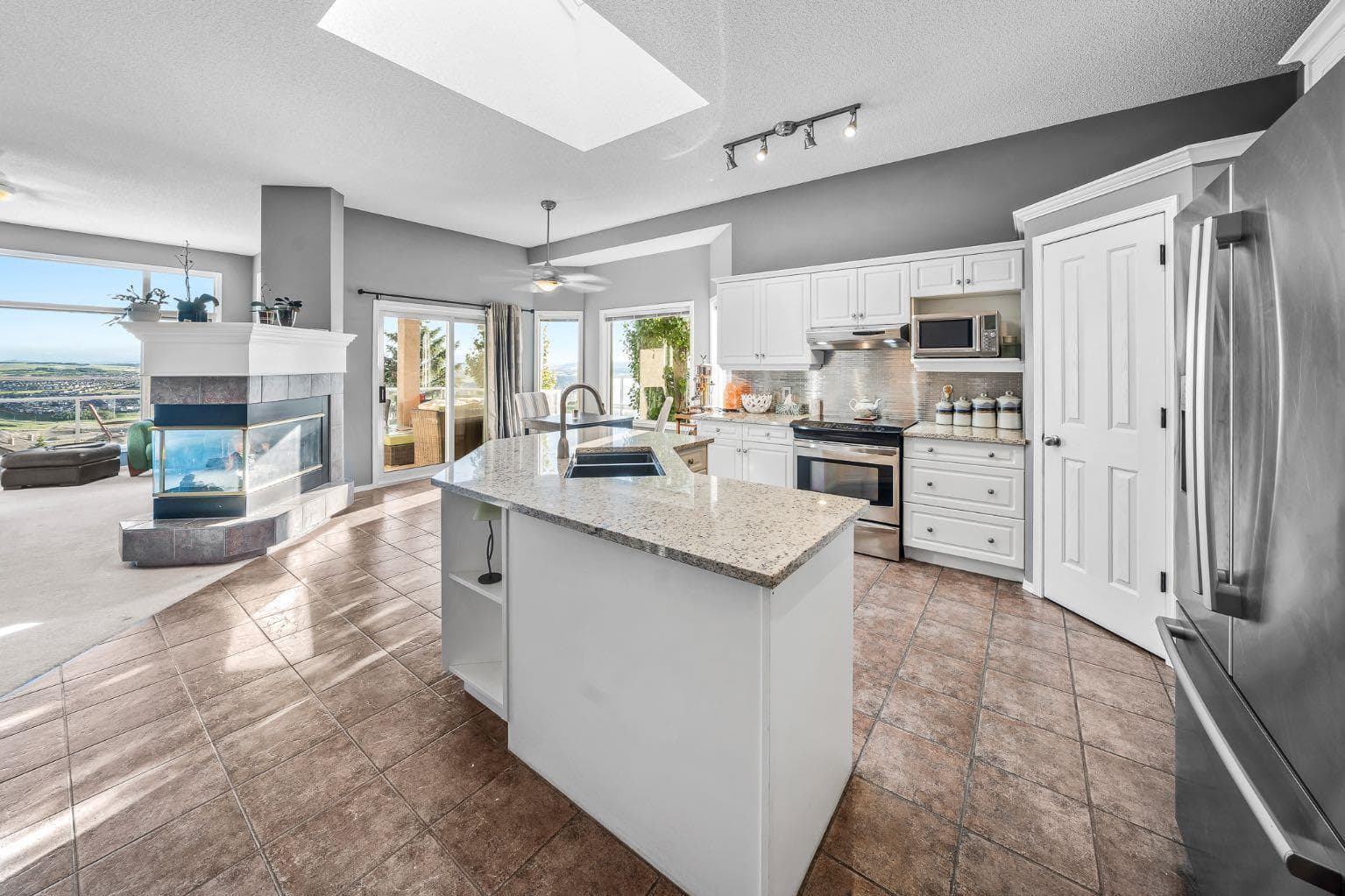 19 Gleneagles View 