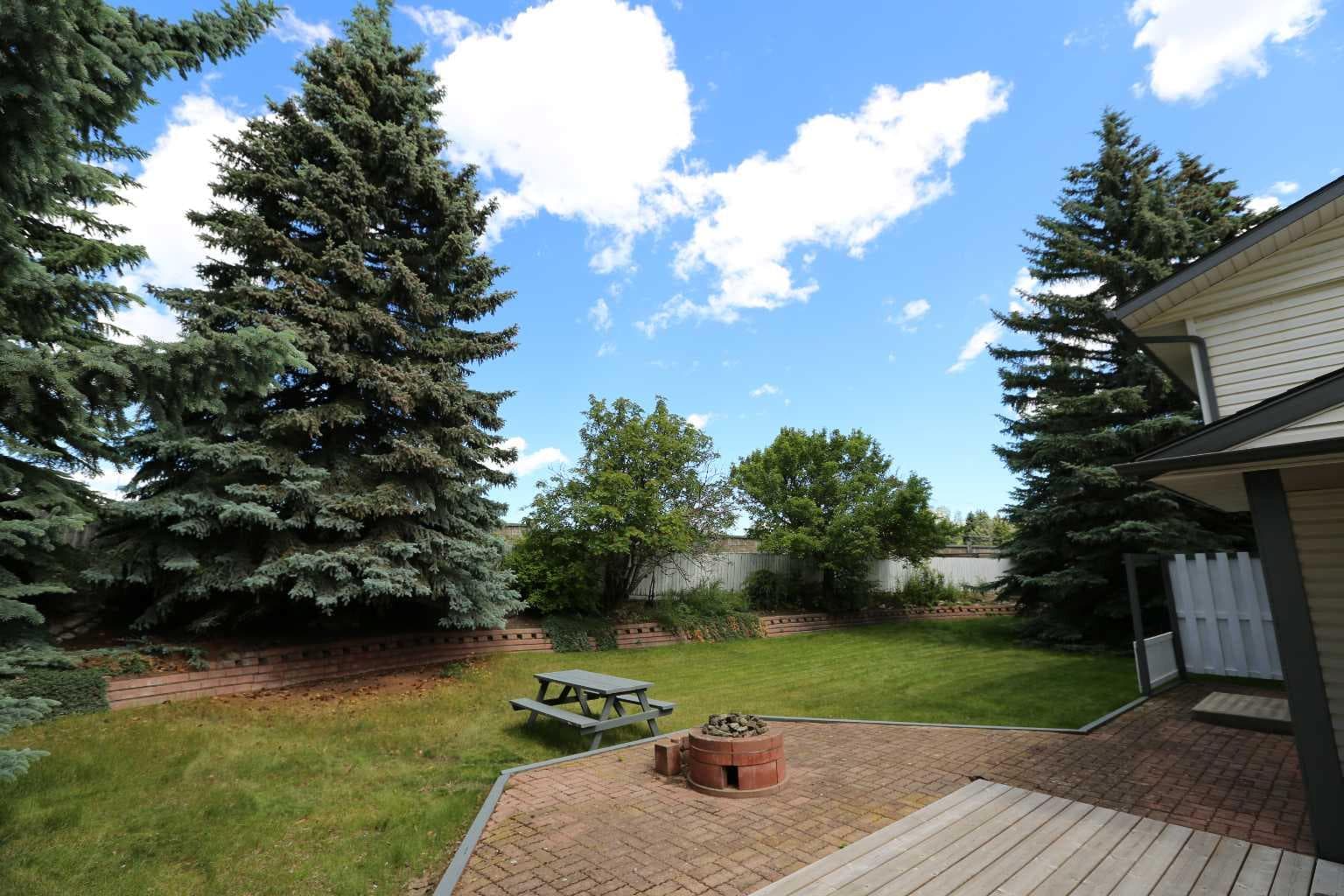 540 Varsity Estates Place NW