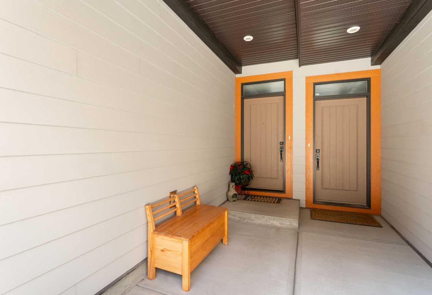 601, 102 Stewart Creek Rise 