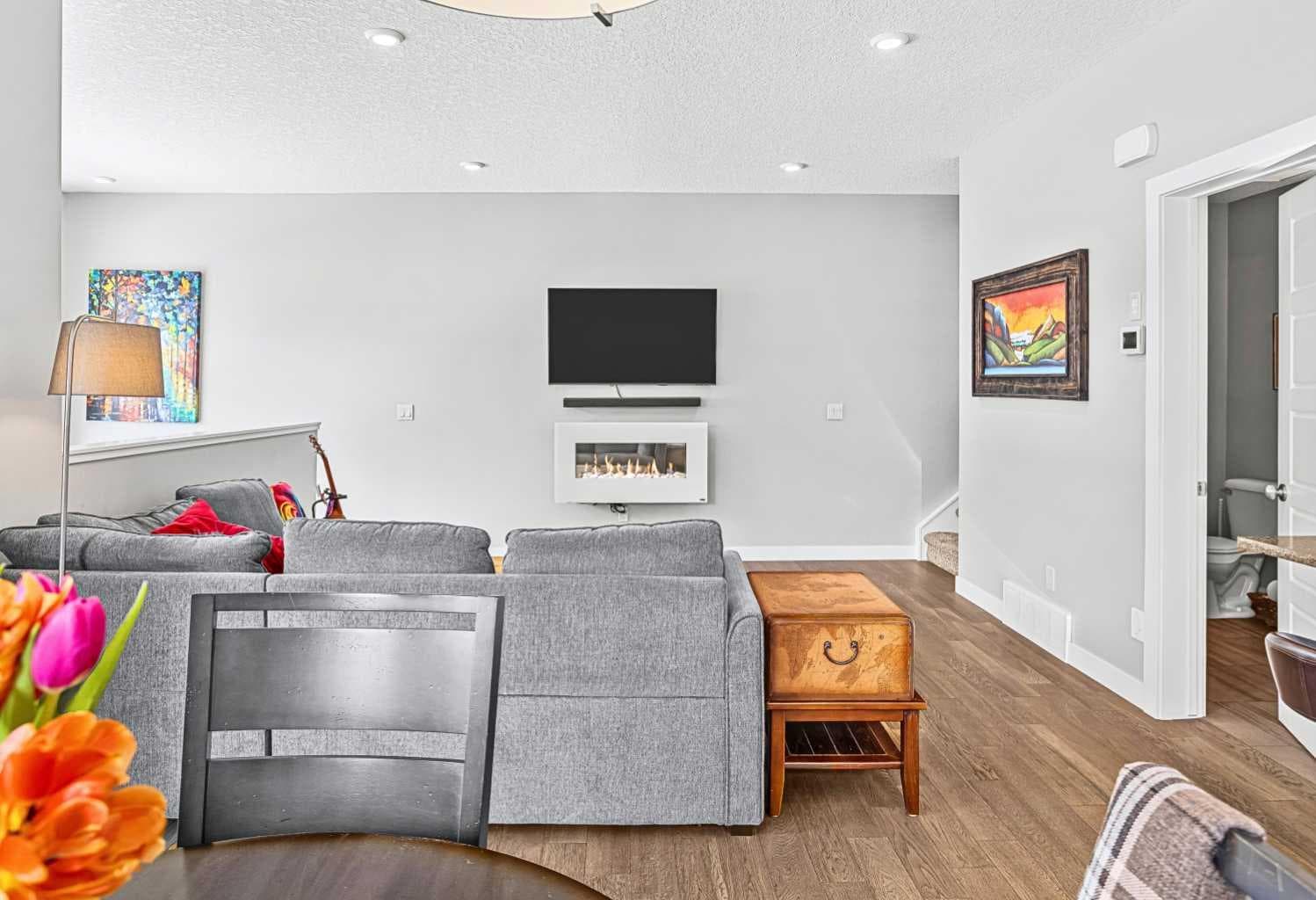 601, 102 Stewart Creek Rise 
