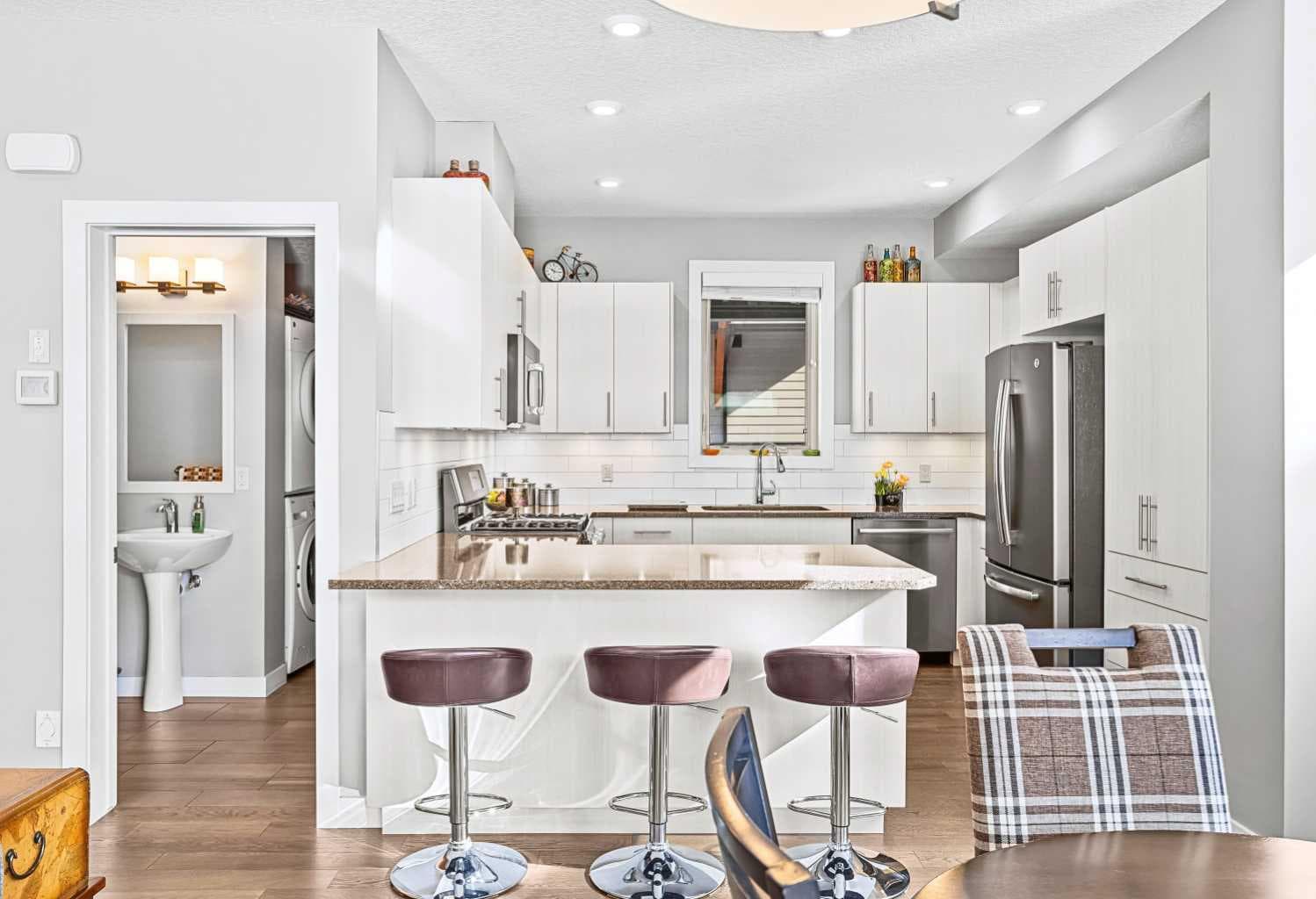 601, 102 Stewart Creek Rise 