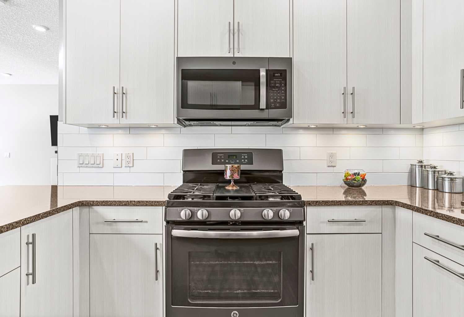 601, 102 Stewart Creek Rise 